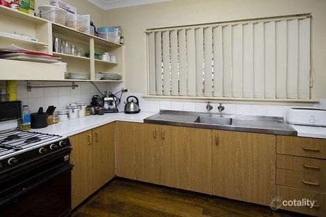 Property photo of 4 Lambert Street Alfred Cove WA 6154