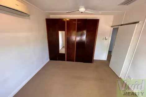 Property photo of 11 Harban Street Parkside QLD 4825