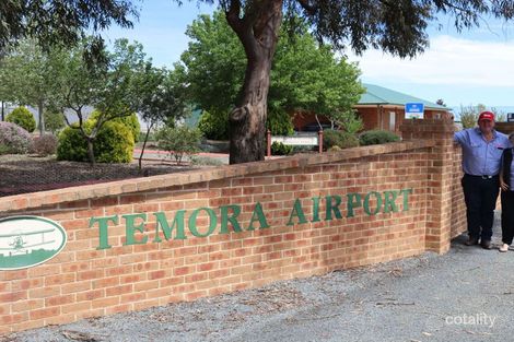 Property photo of 4 Spitfire Drive Temora NSW 2666