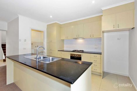 Property photo of 114 Sovereign Manors Crescent Rowville VIC 3178