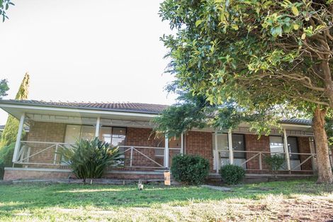 Property photo of 2 Hoop Pine Court Cranbourne North VIC 3977