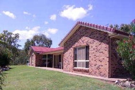 826 Yeppoon Rd, Limestone Creek, QLD 4701