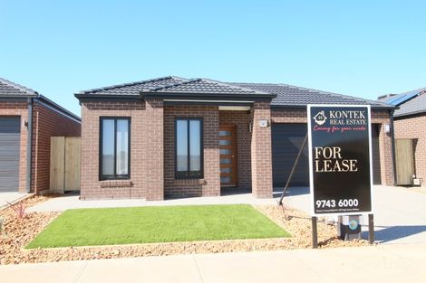 90 Oakpark Dr, Harkness, VIC 3337