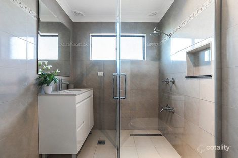 Property photo of 26 Waterside Parade Peakhurst Heights NSW 2210