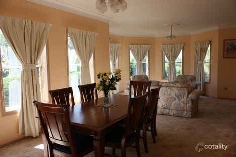Property photo of 1 Stoddart Court Carindale QLD 4152