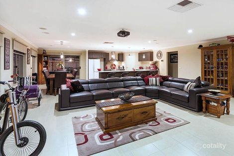 Property photo of 51 Saltbush Crescent Brookfield VIC 3338