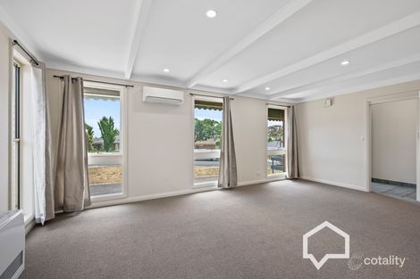 Property photo of 3 Willow Drive Kennington VIC 3550