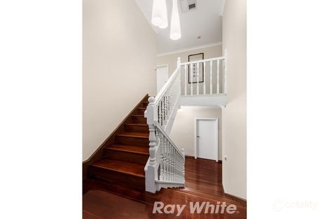 Property photo of 3 Laing Place Macleod VIC 3085
