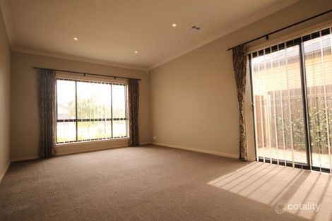 Property photo of 62 Bungle Bungle Crescent Harrison ACT 2914