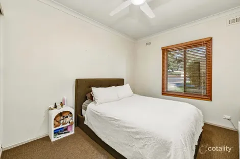 Property photo of 49 Lake Terrace East Mount Gambier SA 5290