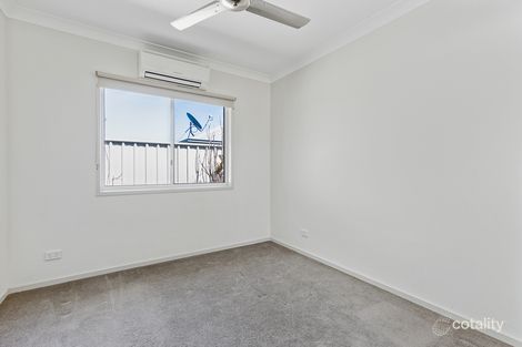 Property photo of 5 Morgan Place Emerald QLD 4720