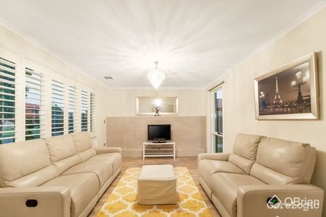 Property photo of 37 Reita Avenue Wantirna South VIC 3152