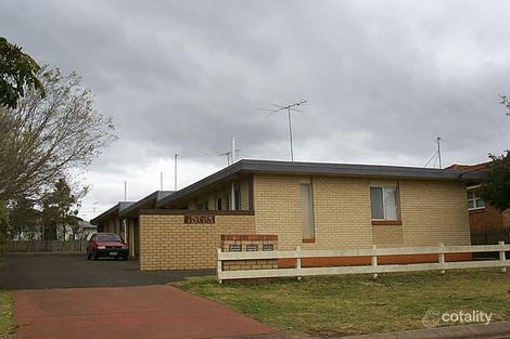 73 Hoey St, Kearneys Spring, QLD 4350