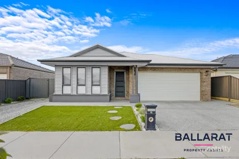18 Brind Way, Lucas, VIC 3350