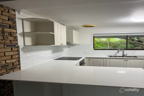 2 Keen Rd, Molendinar, QLD 4214