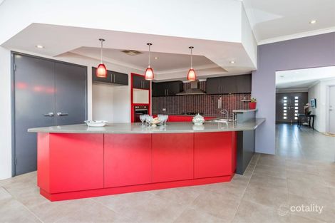 Property photo of 6 Streamside Street Southern River WA 6110