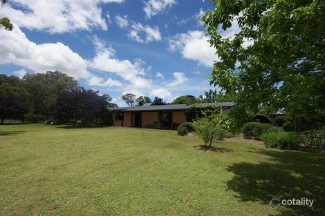 Property photo of 60 Balgownie Drive Armidale NSW 2350