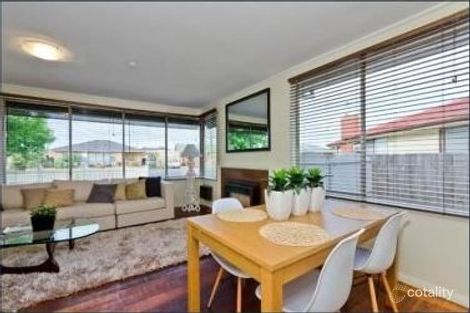 Property photo of 14 Andrew Street Newcomb VIC 3219