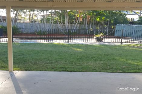 Property photo of 10 Narooma Place Helensvale QLD 4212