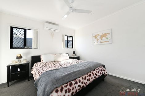 Property photo of 26 Meredith Crescent Baringa QLD 4551