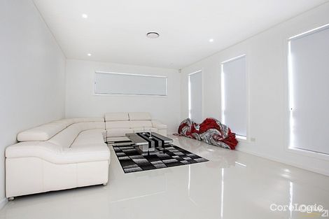 Property photo of 4 Sherrard Avenue Elizabeth Hills NSW 2171