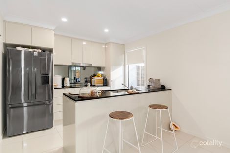 Property photo of 42/13 Angela Way Pimpama QLD 4209