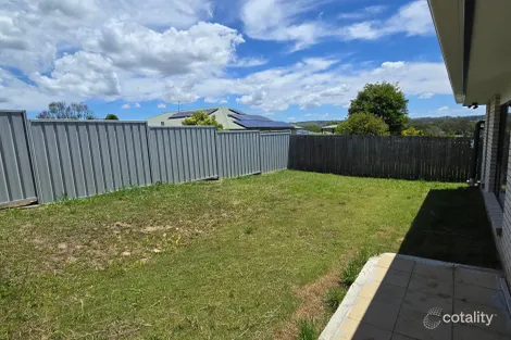Property photo of 5 Vicky Avenue Crows Nest QLD 4355