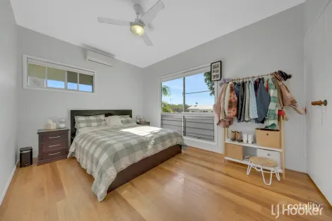 Property photo of 34 Flounder Crescent Toolooa QLD 4680