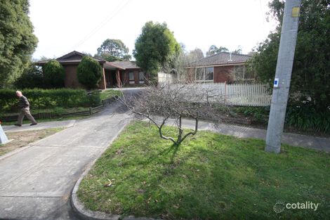 Property photo of 37 Hendra Grove Ringwood VIC 3134