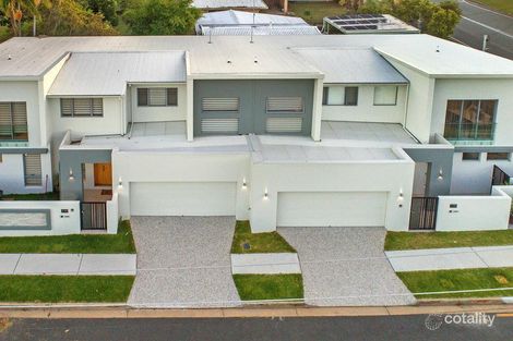 Property photo of 1/20 Nevenia Street Labrador QLD 4215