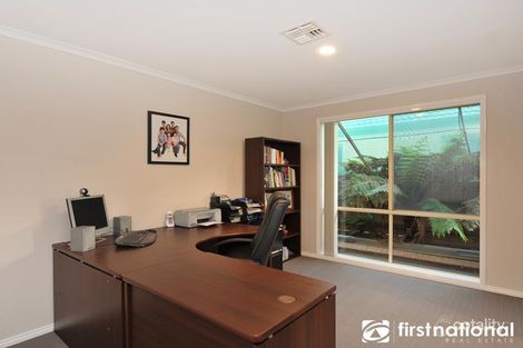 Property photo of 54 The Promenade Narre Warren South VIC 3805