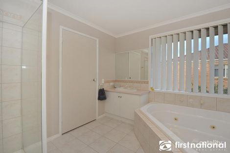 Property photo of 54 The Promenade Narre Warren South VIC 3805