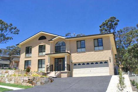 18 Araminta Ch, Cameron Park, NSW 2285