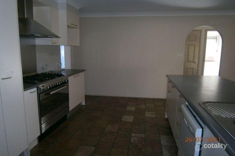 Property photo of 18 Hebrides Place St Andrews NSW 2566