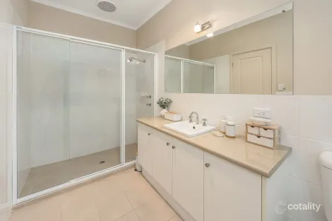 Property photo of 5 Charbray Court Mount Barker SA 5251