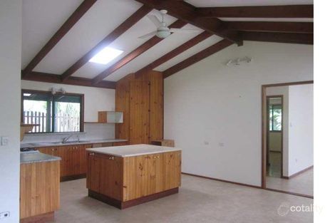 Property photo of 4 Sunrise Place Uki NSW 2484