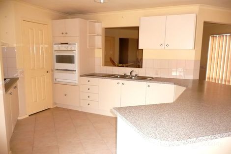 Property photo of 122 Purchas Street Werribee VIC 3030