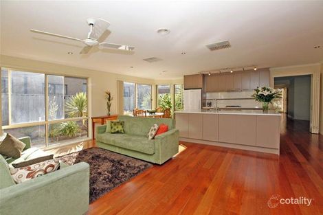 Property photo of 6 Scarlet Drive Bundoora VIC 3083