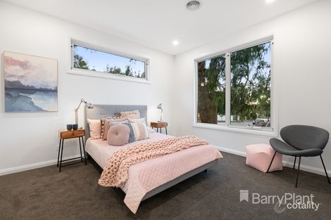 Property photo of 2 Walwa Street Mitcham VIC 3132