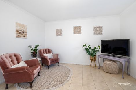 Property photo of 5 Vines Court Mill Park VIC 3082