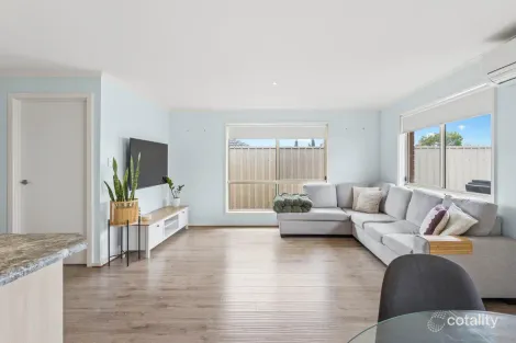 Property photo of 29 Highview Circuit Greenwith SA 5125