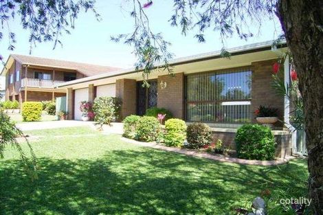 103 Phillip St, Mount Pleasant, QLD 4740