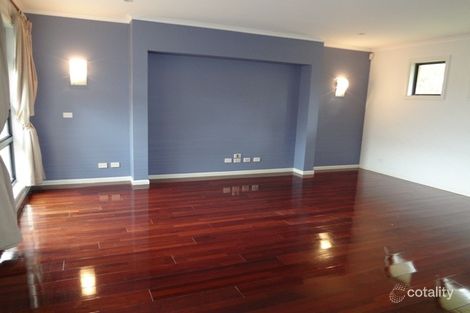 Property photo of 5 Coventry Drive Sandhurst VIC 3977