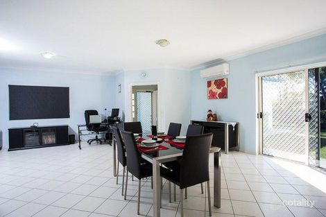 Property photo of 11 Horrie Twiner Street Keppel Sands QLD 4702