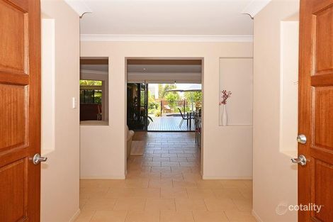 Property photo of 4 Adam Court Urangan QLD 4655