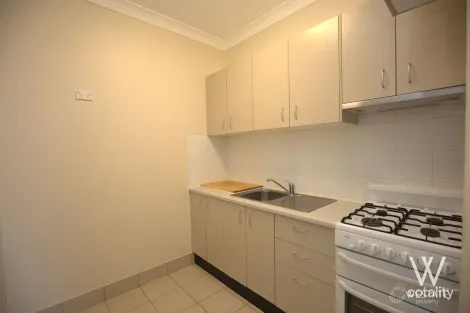 Property photo of 3/127 William Street Bathurst NSW 2795