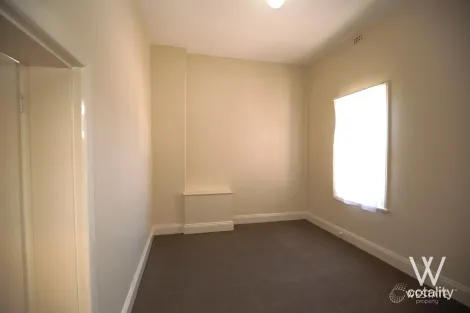 Property photo of 3/127 William Street Bathurst NSW 2795