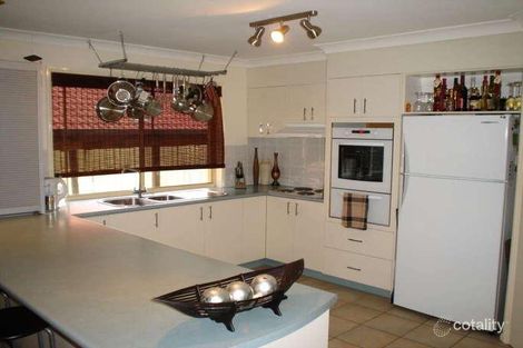 Property photo of 11 Frankenia Court Regents Park QLD 4118