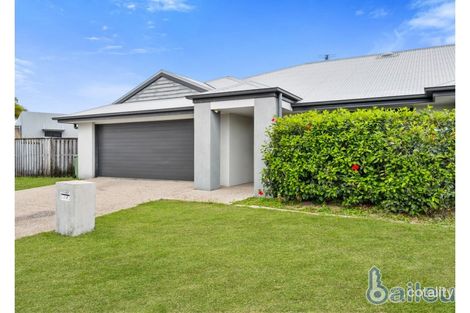 Property photo of 2/2 Whitehaven Drive Blacks Beach QLD 4740