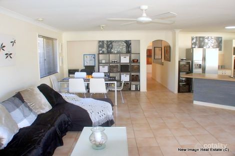 Property photo of 16 Ethion Drive Regents Park QLD 4118
